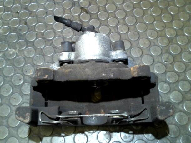 Foto: BREMSSATTEL VORN LINKS eines Audi A3 1.6 CD