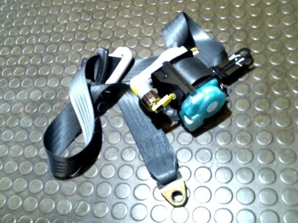 Foto: SICHERHEITSGURT VORN LINKS eines Mazda 2 1.4l CD