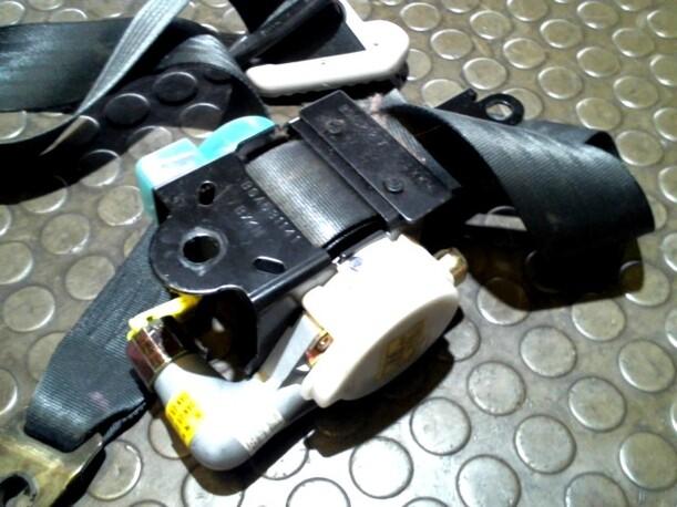 Foto: SICHERHEITSGURT VORN LINKS eines Mazda 2 1.4l CD