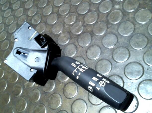 Foto: SCHEIBENWISCHERSCHALTER eines Mazda 2 1.4l CD