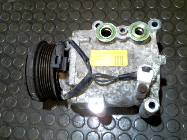 Foto: KOMPRESSOR KLIMAANLAGE eines Mazda 2 1.4l CD