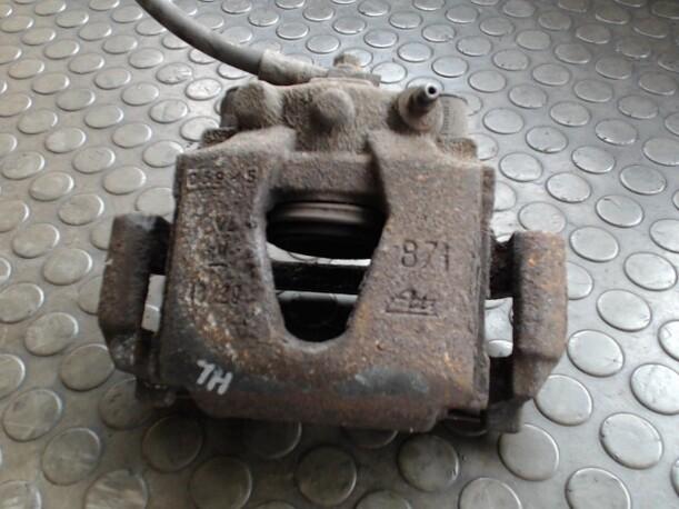 Foto: BREMSSATTEL HINTEN LINKS eines Jaguar XJ6 3.2 Sunnyboy