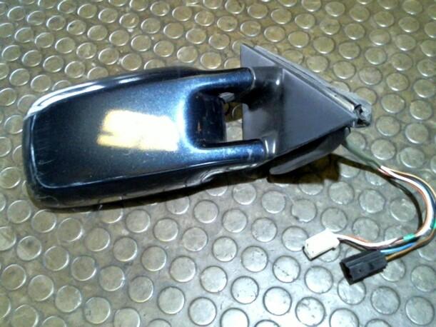 Foto: AUSSENSPIEGEL RECHTS ELEKTR.VERSTELLB. eines VW Passat Variant 2.0 CD