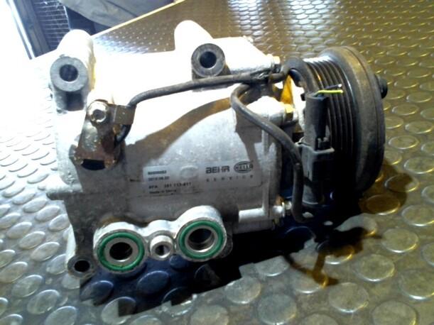 Foto: KOMPRESSOR KLIMAANLAGE eines Ford Focus Turn. 1.8 TDCi CD
