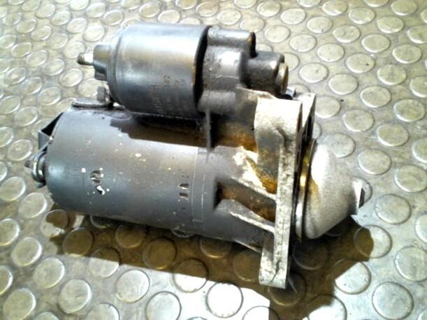 Foto: ANLASSER / STARTER  BOSCH eines Renault Twingo 1.3 CD