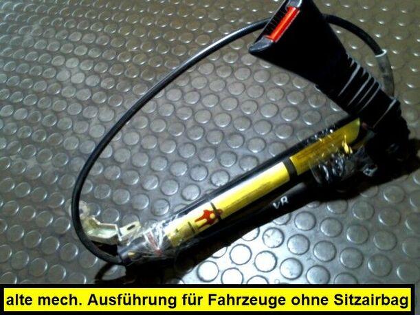 Foto: GURTSTRAFFER MECH. RECHTS eines Opel Corsa CD