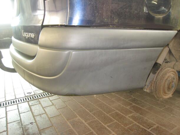 Foto: STOßSTANGE / STOSSFÄNGER HINTEN eines Renault Laguna Grandtour 1.8 GL