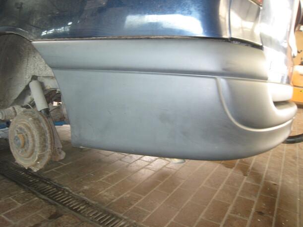 Foto: STOßSTANGE / STOSSFÄNGER HINTEN eines Renault Laguna Grandtour 1.8 GL