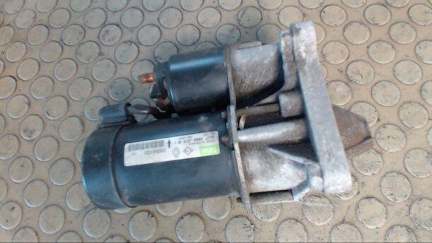 Foto: ANLASSER / STARTER VALEO eines Renault Laguna Grandtour 1.8 GL