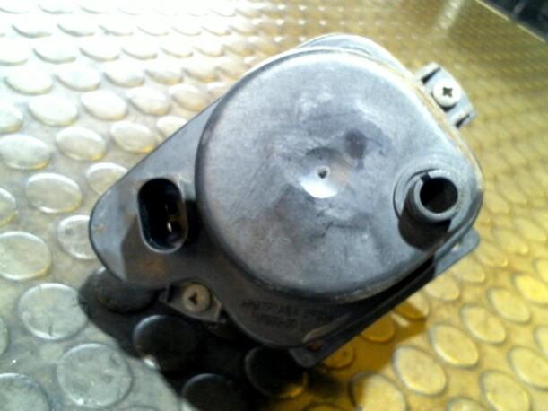 Foto: NEBELSCHEINWERFER LINKS eines Audi A6 1.8 T CD