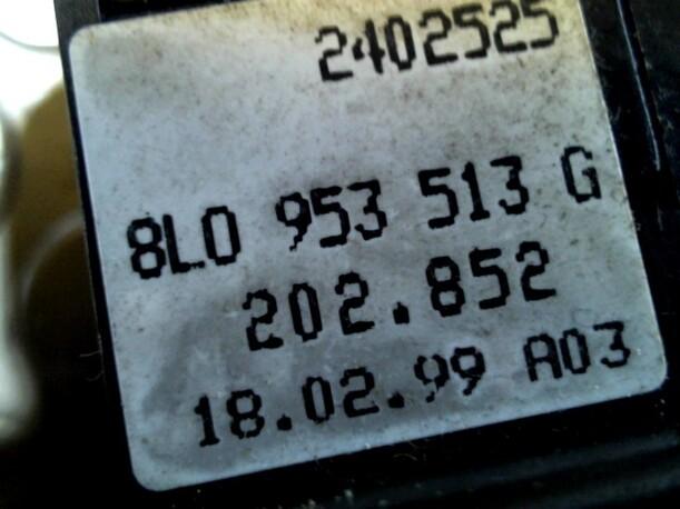 Foto: BLINKSCHALTER/KOMBISCHALTER L eines Audi A6 1.8 T CD
