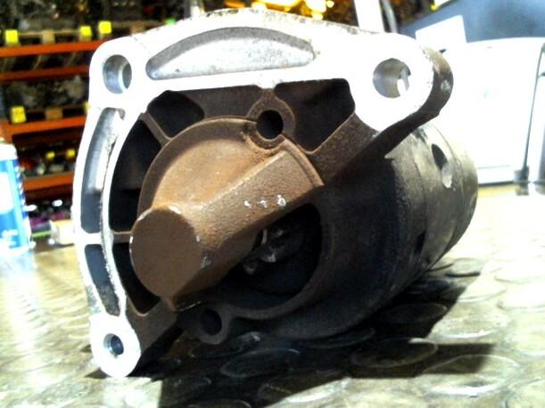Foto: ANLASSER / STARTER eines Citroen Saxo 1.1 CD