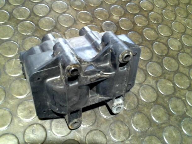 Foto: ZÜNDSPULE eines Citroen Saxo 1.1 CD