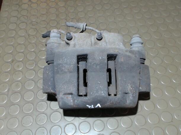 Foto: BREMSSATTEL VORN RECHRS eines Renault Master 2.8 dTi L1H1