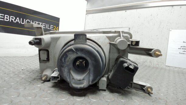 Foto: SCHEINWERFER RECHTS eines Subaru Justy 1.3 4WD CD