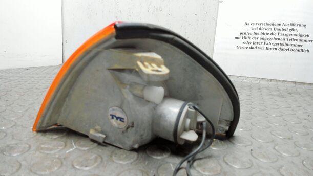 Foto: BLINKER VORN RECHTS eines Subaru Justy 1.3 4WD CD