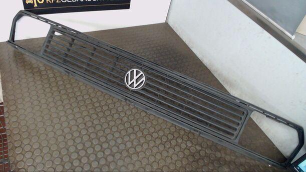 Foto: KÜHLERGRILL eines VW DERBY