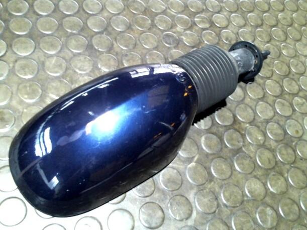 Foto: AUSSENSPIEGEL LINKS MECHANISCH VERSTELLBAR eines Ford Ka