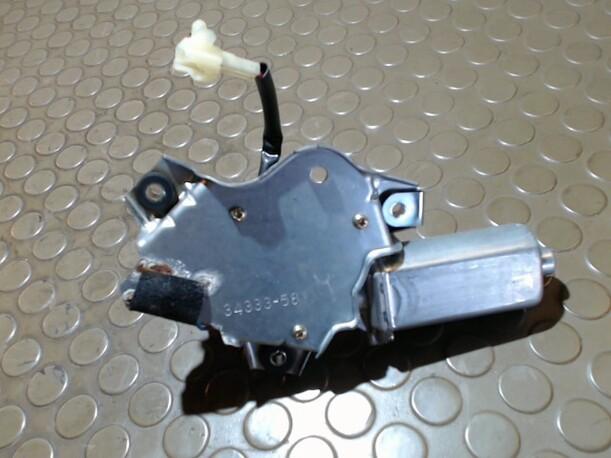 Foto: SCHEIBENWISCHERMOTOR HINTEN eines Mazda 626 2.0 CD