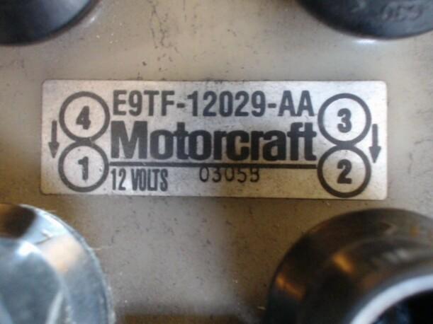 Foto: ZÜNDSPULE eines Mazda 626 2.0 CD