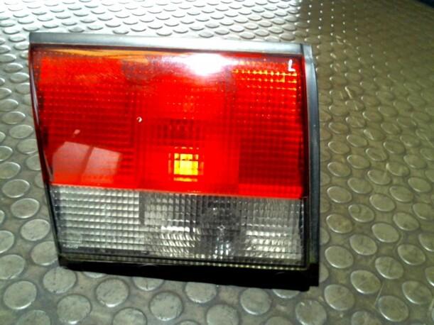 Foto: HECKLEUCHTE INNEN LINKS eines Saab 900 2.3i Cabrio CD