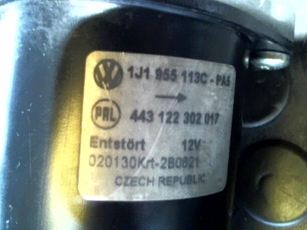 Foto: SCHEIBENWISCHERMOTOR VORNE eines VW Golf 1.9 TDI CD