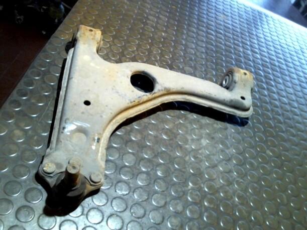 Foto: QUERLENKER VORN LINKS eines Opel Zafira 1.8 CLX