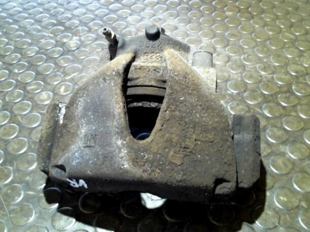 Foto: BREMSSATTEL VORN RECHTS eines Opel Zafira 1.8