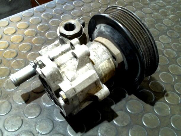 Foto: PUMPE SERVOLENKUNG eines VW Lupo 1.4 CD