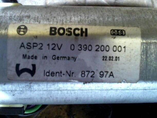 Foto: MOTOR SCHIEBEDACH eines Mercedes-Benz E 240 T