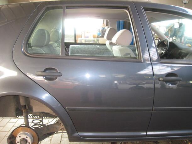 Foto: TÜR HINTEN RECHTS eines VW Golf 1.4 CD
