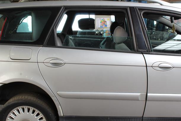 Foto: TÜR HINTEN RECHTS eines Citroen C5 Kombi 2.2 HDI
