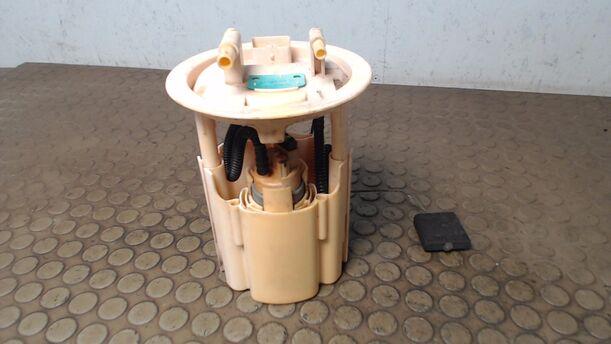Foto: KRAFTSTOFFPUMPE eines Citroen C5 Kombi 2.2 HDI