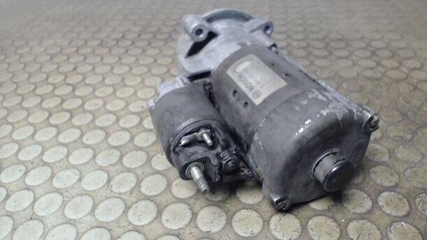 Foto: ANLASSER / STARTER  BOSCH eines Citroen C5 Kombi 2.2 HDI
