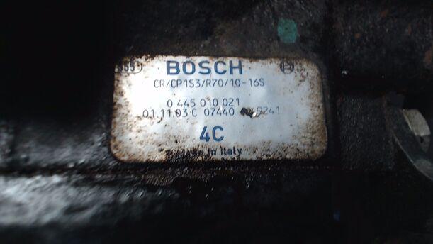 Foto: DIESELEINSPRITZPUMPE eines Citroen C5 Kombi 2.2 HDI