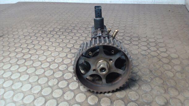 Foto: DIESELEINSPRITZPUMPE eines Citroen C5 Kombi 2.2 HDI