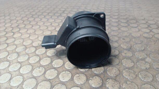 Foto: LUFTMASSENMESSER SIEMENS eines Citroen C5 Kombi 2.2 HDI