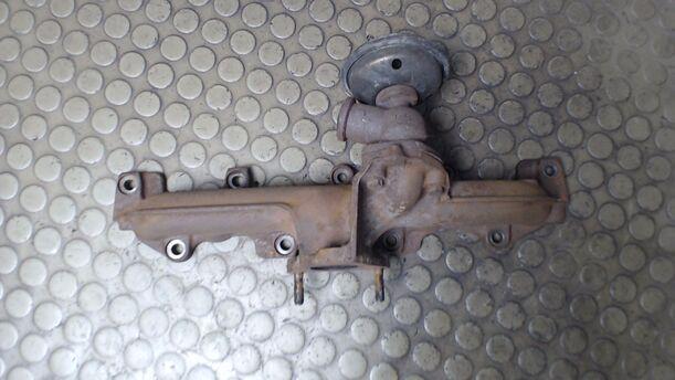 Foto: AUSPUFFKRÜMMER eines Citroen C5 Kombi 2.2 HDI