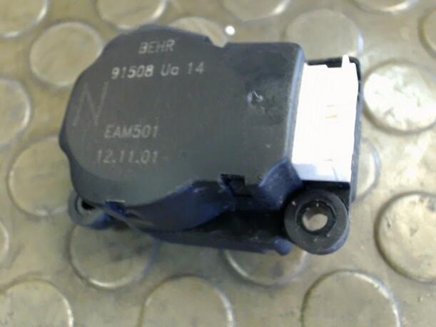Foto: STELLMOTOR eines Peugeot 206 CC 110 CD