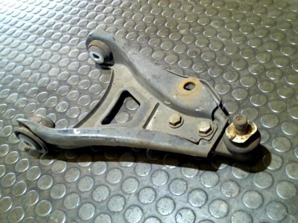Foto: QUERLENKER VORN LINKS eines Renault Clio 1.2