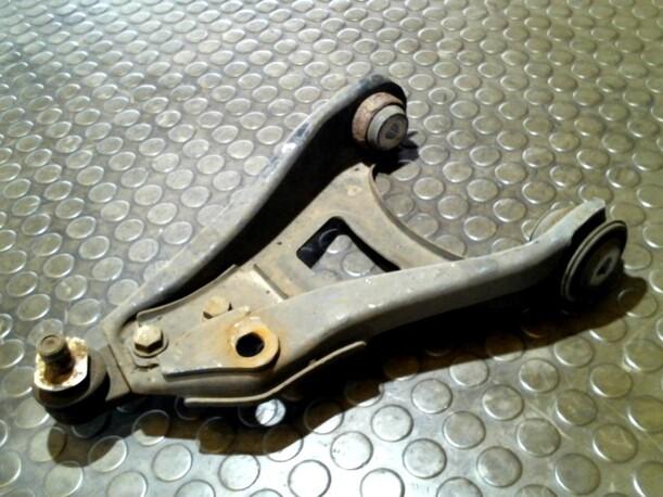 Foto: QUERLENKER VORN LINKS eines Renault Clio 1.2