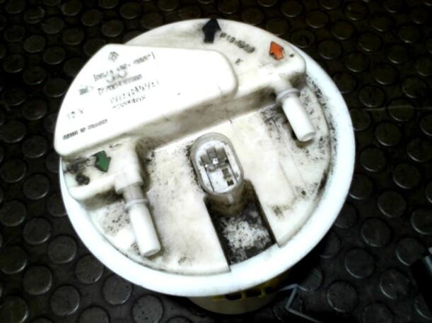 Foto: KRAFTSTOFFPUMPE eines Renault Clio 1.2