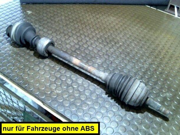 Foto: ANTRIEBSWELLE RECHTS eines Renault Twingo 1.3