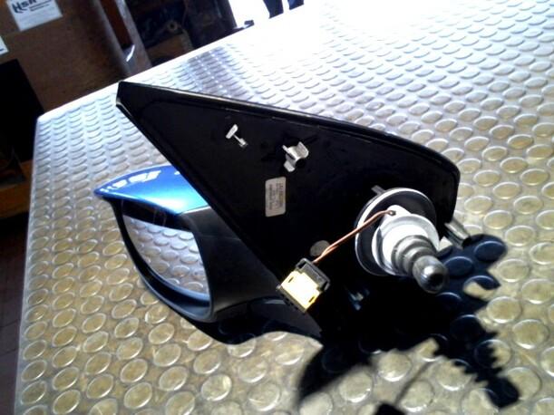 Foto: AUSSENSPIEGEL LINKS MECHANISCH VERSTELLBAR eines Peugeot 206 HDi eco 70 CL