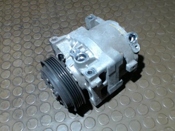 Foto: KOMPRESSOR KLIMAANLAGE eines Fiat Punto 1.2