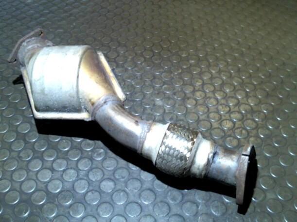 Foto: KATALYSATOR ( ZUBEHÖR ) eines VW Passat Variant 1.9 TDI