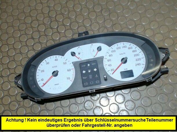 Foto: TACHOEINHEIT eines Renault Megane Cabriolet 1.6