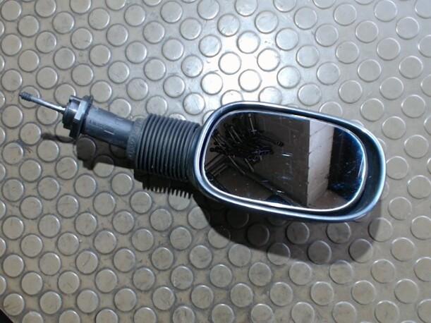 Foto: AUSSENSPIEGEL RECHTS MECHANISCH VERSTELLBAR eines Ford Ka
