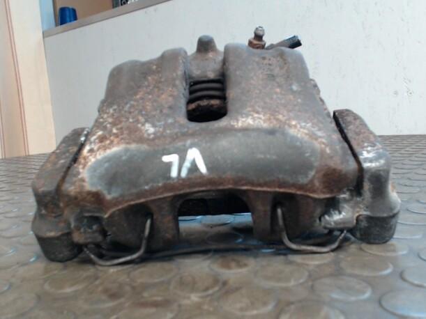 Foto: BREMSSATTEL VORN LINKS eines Volvo 850 2.5-10V Sunnyboy
