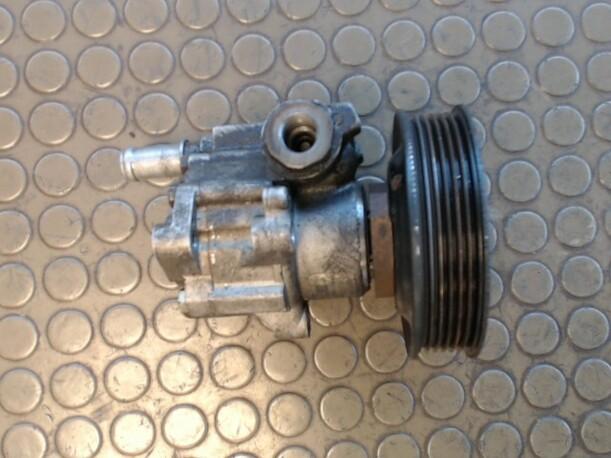 Foto: PUMPE SERVOLENKUNG eines VW Lupo 1.4